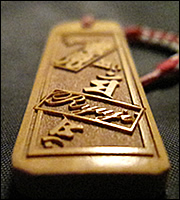 黄楊中札両面彫り